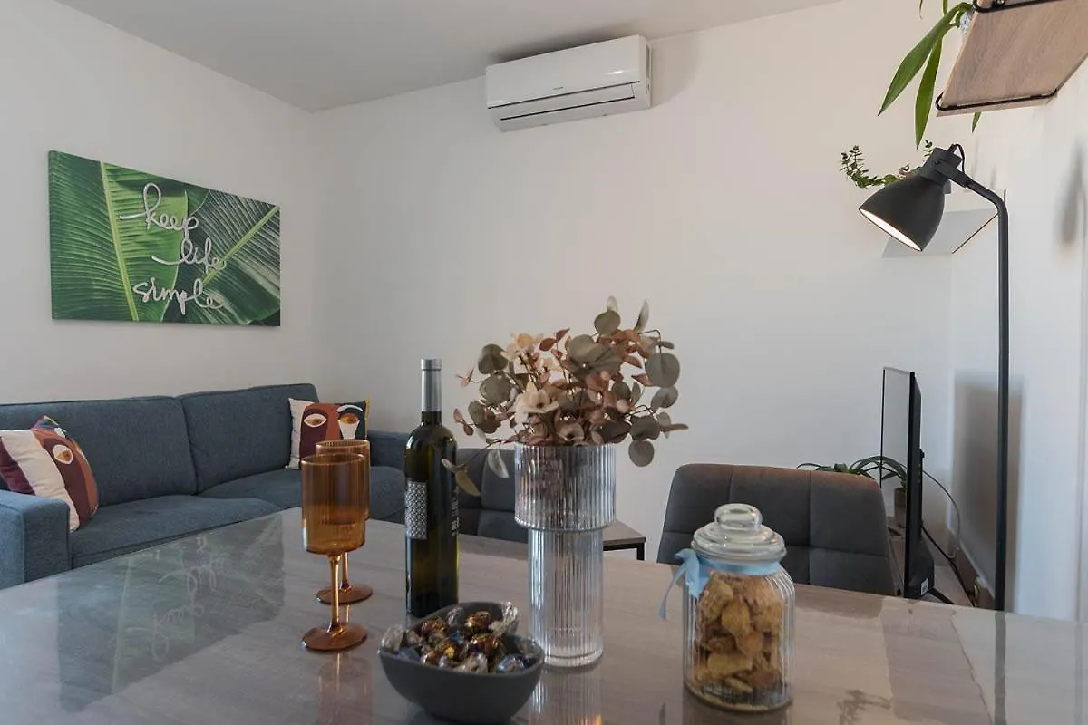 Apartment Joelle 0*, Pula Croatia